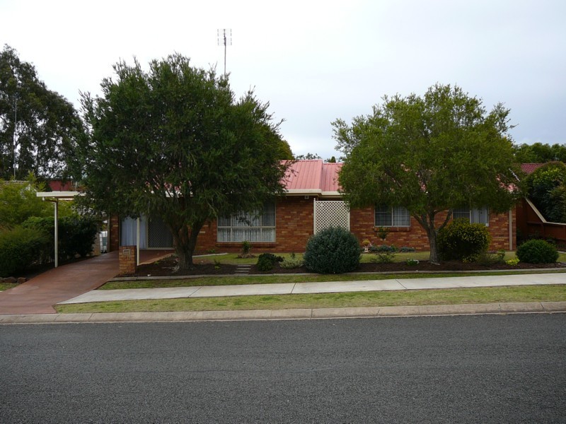 11 Wright Street, Toowoomba QLD 4350