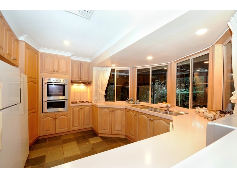 15 Hilltop Crescent, Toowoomba QLD 4350