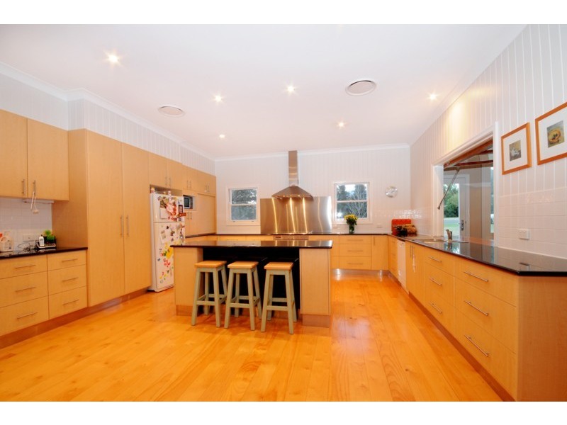 172 Robinson Road, Cabarlah QLD 4352