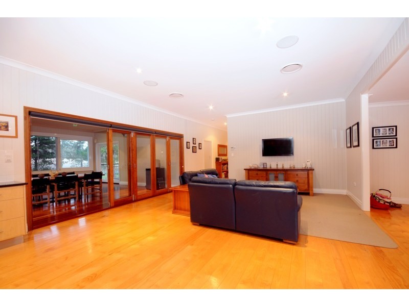 172 Robinson Road, Cabarlah QLD 4352