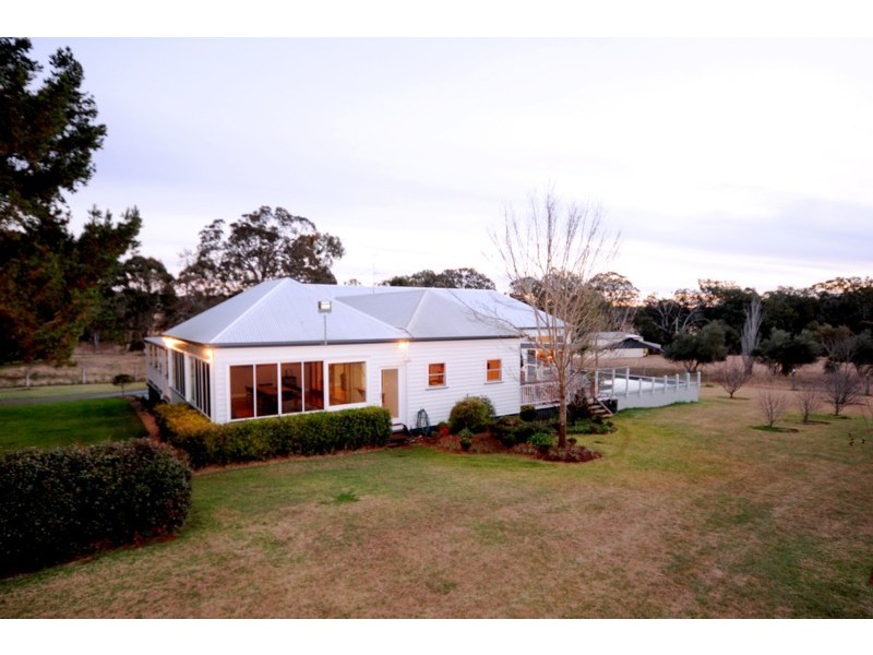 172 Robinson Road, Cabarlah QLD 4352