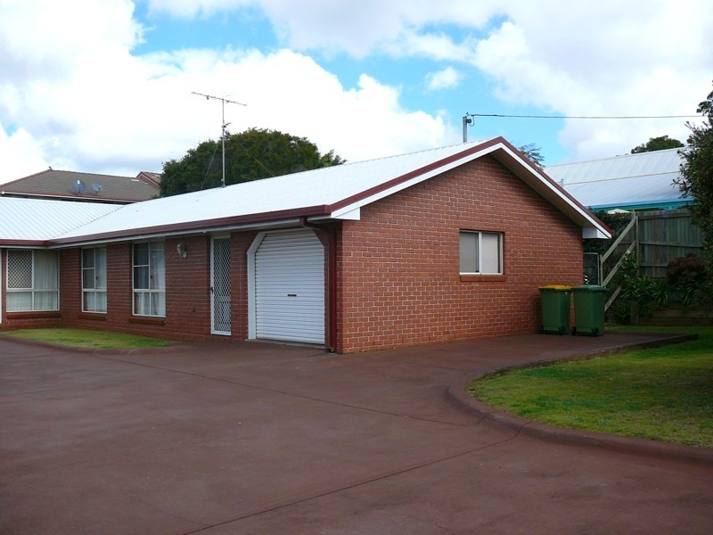 1/330 Spring Street, Toowoomba QLD 4350