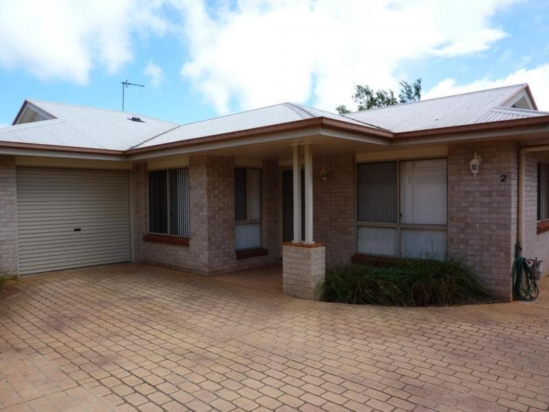 2/239 Nelson Street, Kearneys Spring QLD 4350