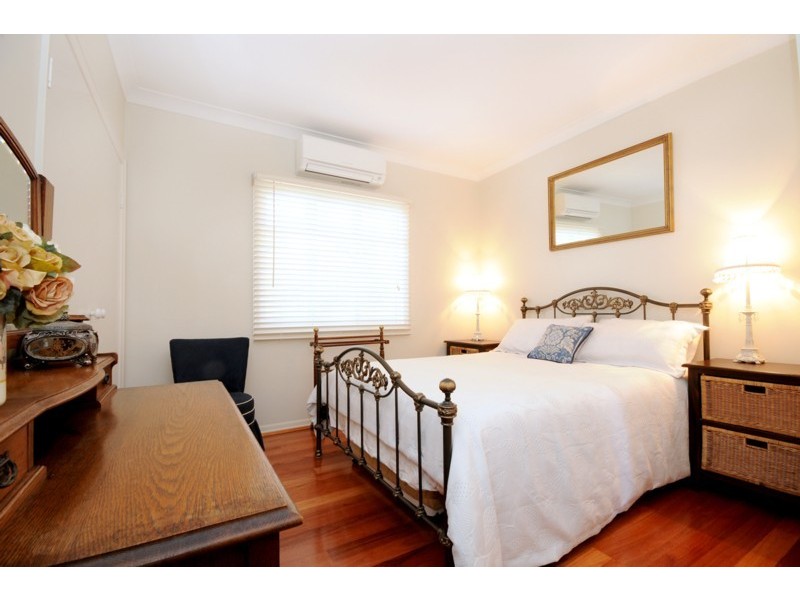 8 Crown Street, Toowoomba QLD 4350