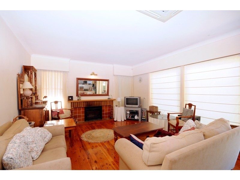 59 Tourist Road, Toowoomba QLD 4350