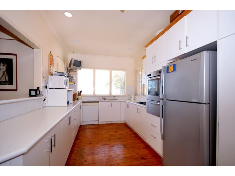 59 Tourist Road, Toowoomba QLD 4350