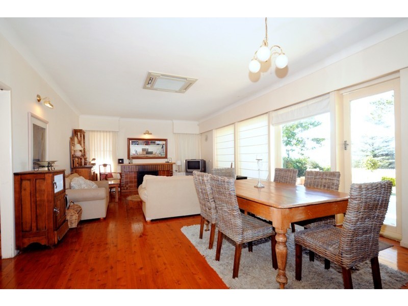 59 Tourist Road, Toowoomba QLD 4350