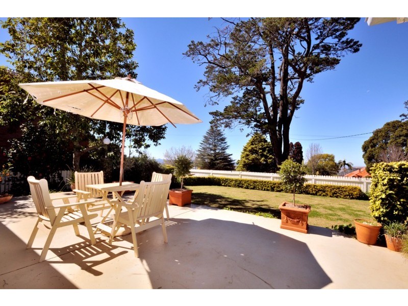 59 Tourist Road, Toowoomba QLD 4350