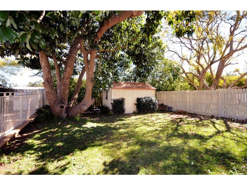 59 Tourist Road, Toowoomba QLD 4350