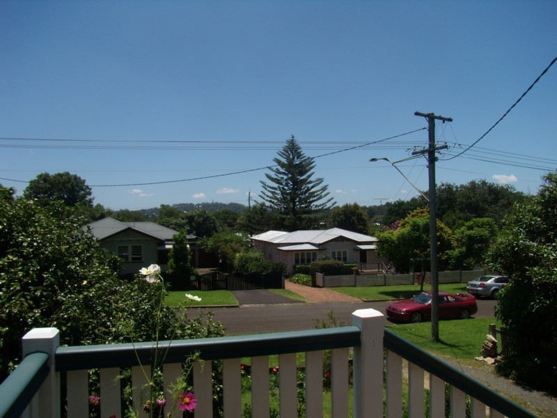 30 Seaton Street, Toowoomba QLD 4350