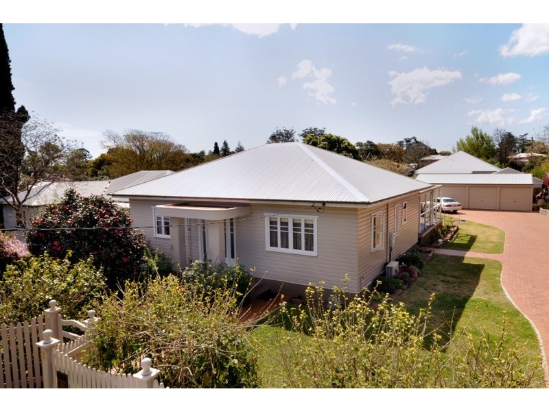 1 Boyden Street, East Toowoomba QLD 4350