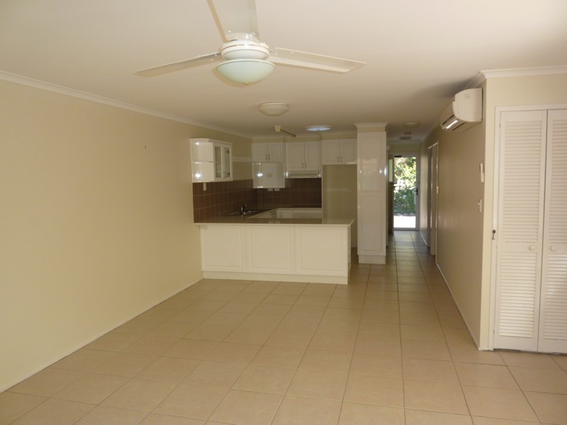2/52 Campbell Street, Toowoomba QLD 4350
