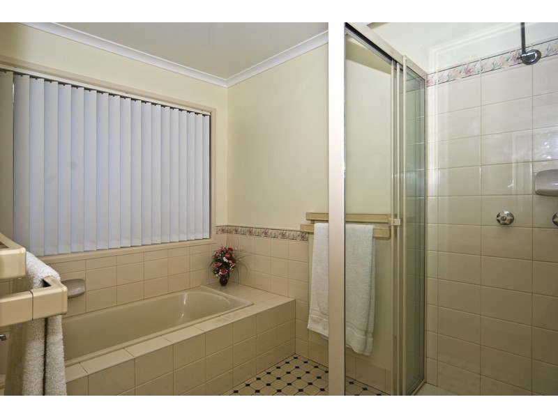 24 Rangeview Road, Toowoomba QLD 4350