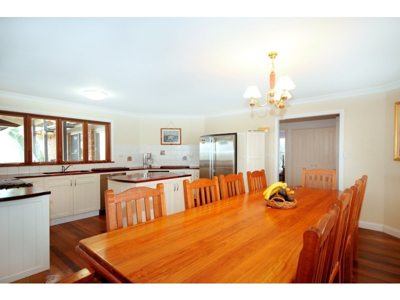 4 Stringybark Street, Highfields QLD 4352