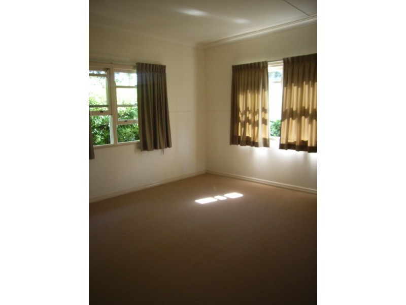 18 Curzon Street, Toowoomba QLD 4350