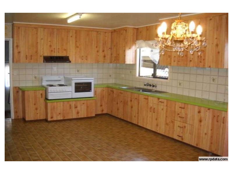 28 Welcombe Avenue, Toowoomba QLD 4350