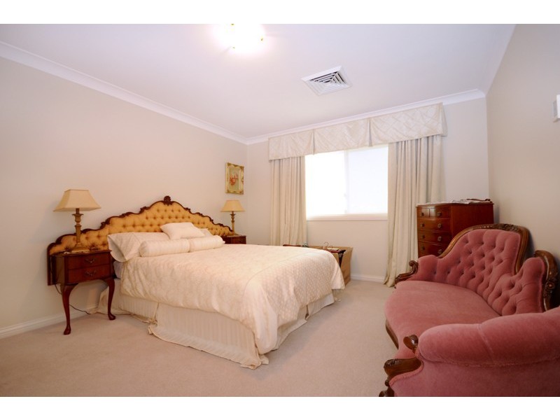 142 Mackenzie Street, Toowoomba QLD 4350