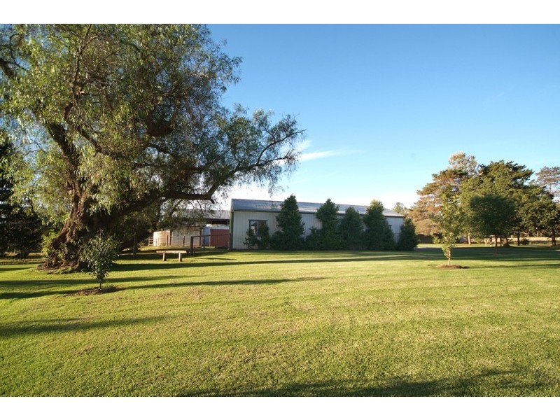 172 Robinson Road, Cabarlah QLD 4352