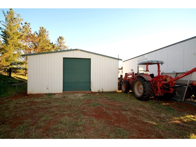172 Robinson Road, Cabarlah QLD 4352