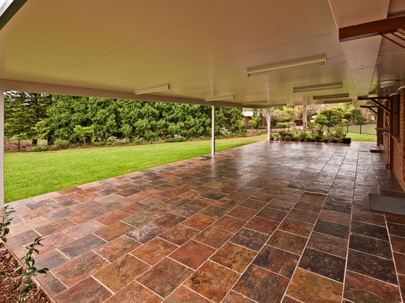 7 Golf Course Drive, Toowoomba QLD 4350