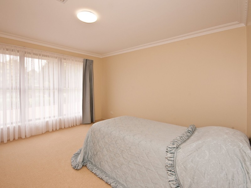 7 Golf Course Drive, Toowoomba QLD 4350