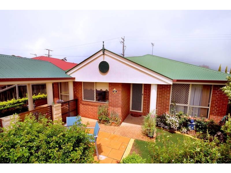 21 Darmstadt Court, Toowoomba QLD 4350