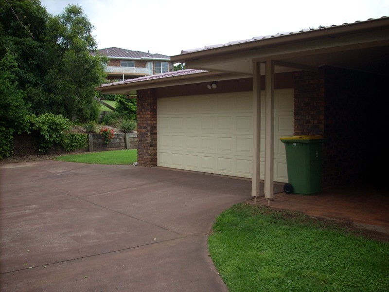 219 Rowbotham Street, Middle Ridge QLD 4350