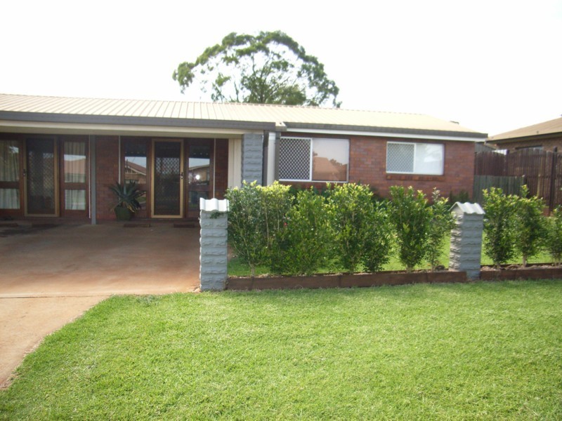 2/4 Florence Street, Athol QLD 4350