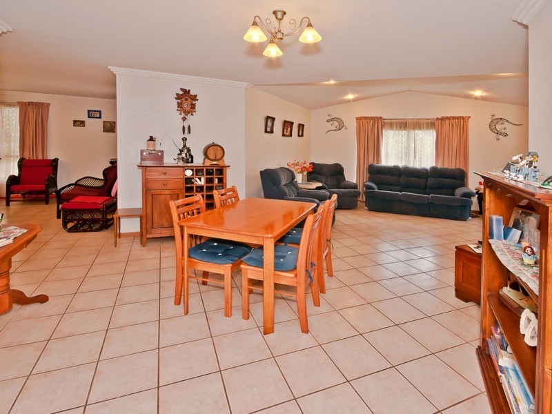 18 Tara Court, Highfields QLD 4352