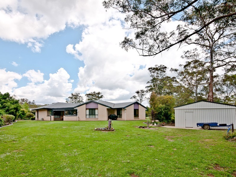 18 Tara Court, Highfields QLD 4352