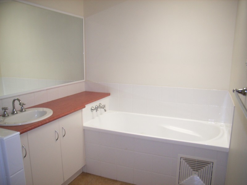 1/402 Alderley Street, Toowoomba QLD 4350