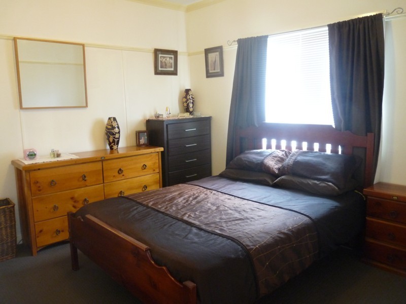 180 Holberton Street, Toowoomba QLD 4350