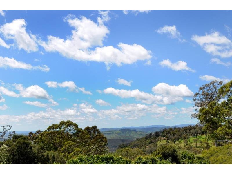 60 Panorama Crescent, Prince Henry Heights QLD 4350