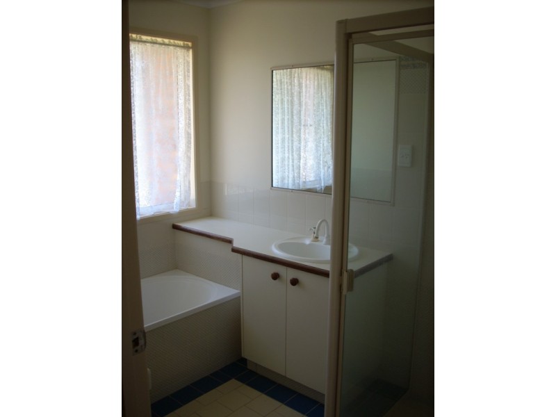 3 Jonquil Court, Middle Ridge QLD 4350