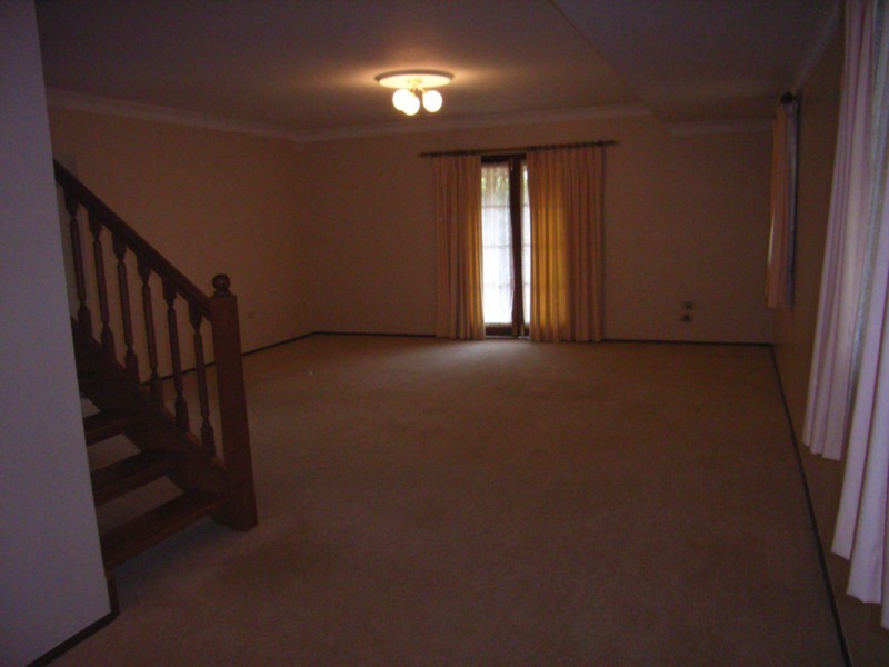 1/4 Creek Street, Toowoomba QLD 4350