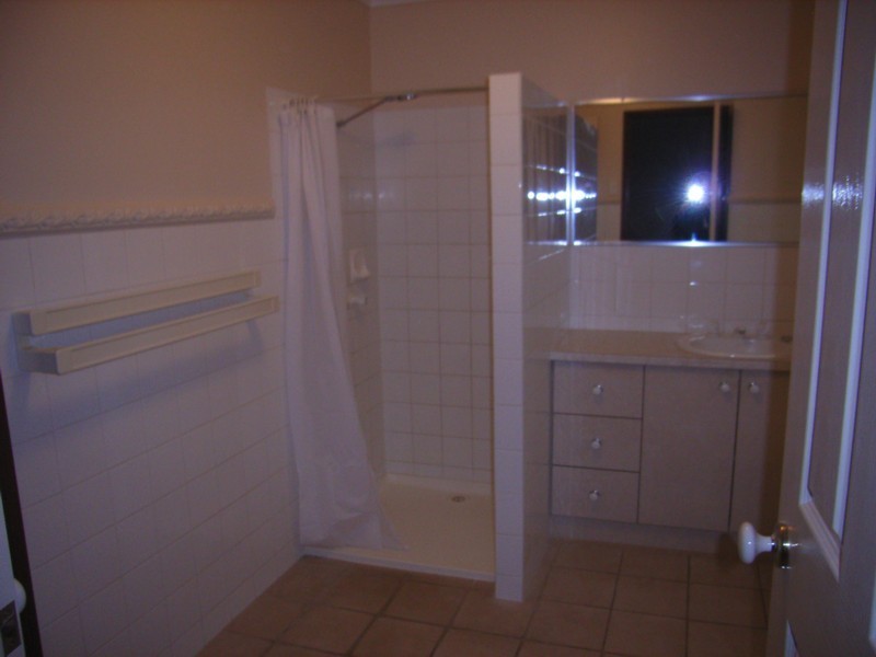 1/4 Creek Street, Toowoomba QLD 4350