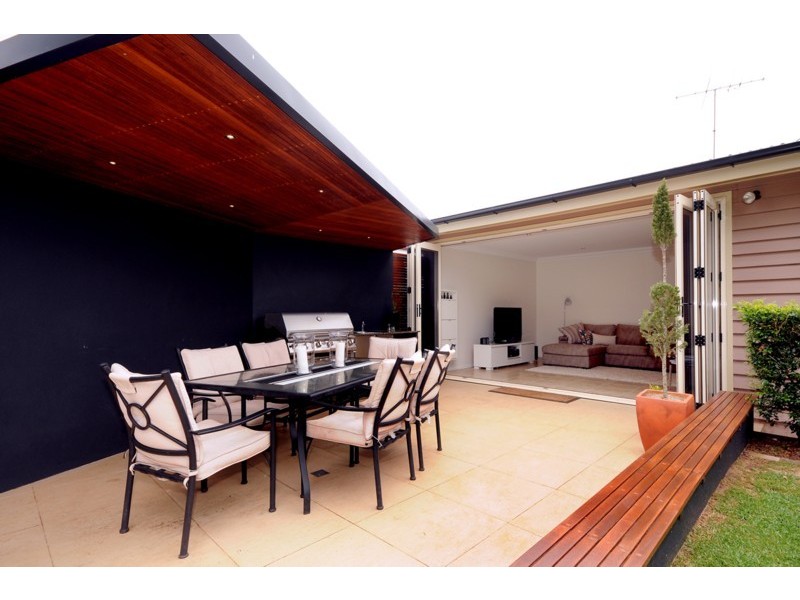 140 Perth Street, Toowoomba QLD 4350