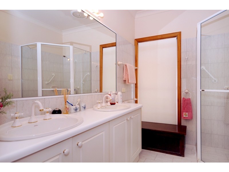 24 Wiangaree Drive, Toowoomba QLD 4350