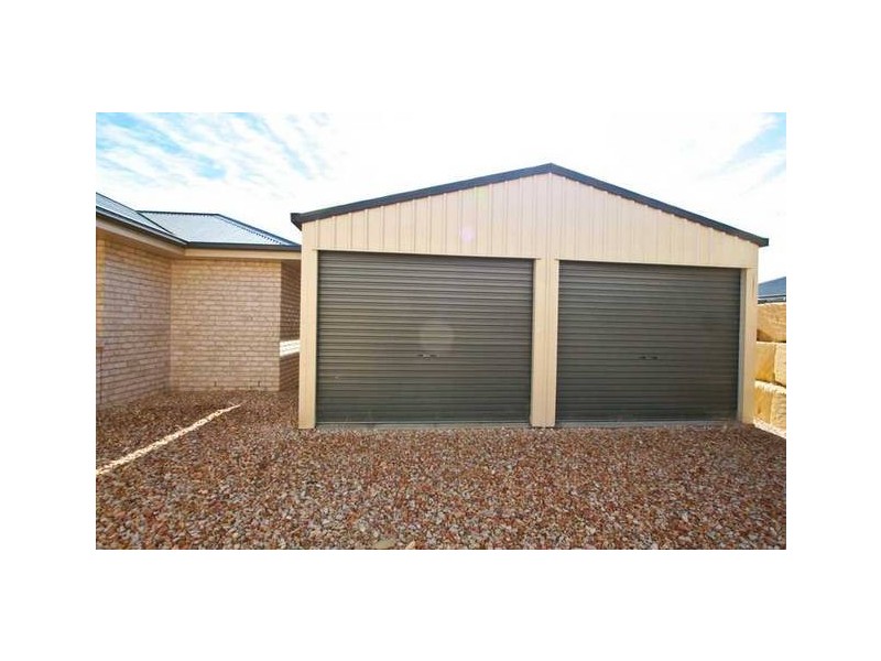 12 Jay Street, Westbrook QLD 4350