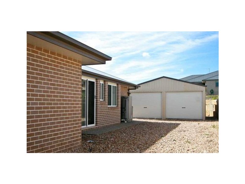 10 Jay Street, Westbrook QLD 4350