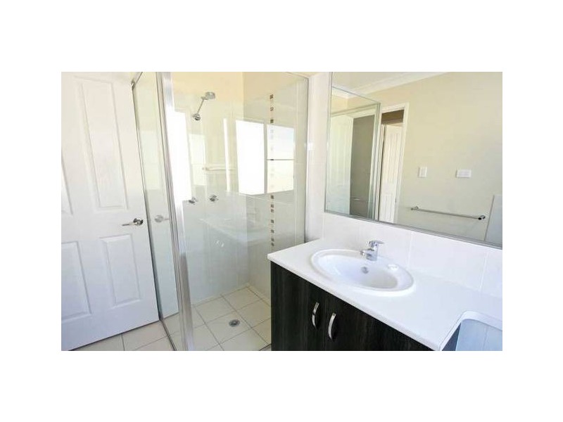 10 Jay Street, Westbrook QLD 4350