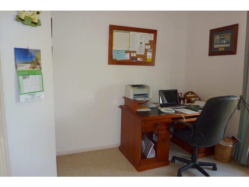 17 Reuchle Road, Toowoomba QLD 4350
