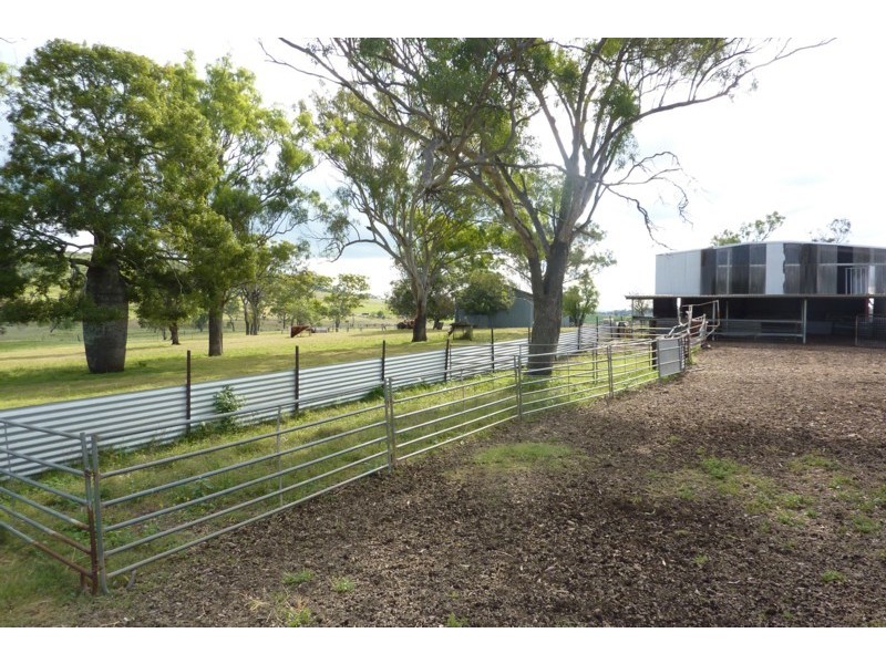 17 Reuchle Road, Toowoomba QLD 4350