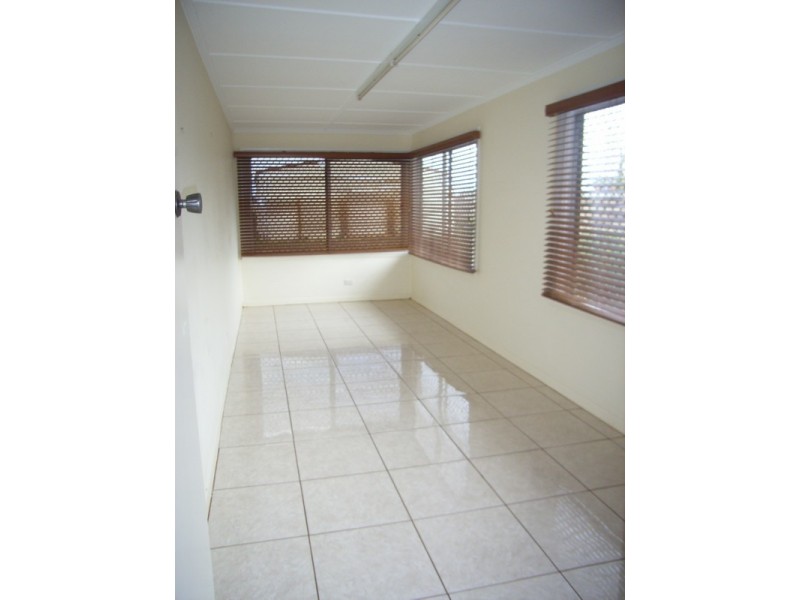 18 Carys Rd, Toowoomba QLD 4350