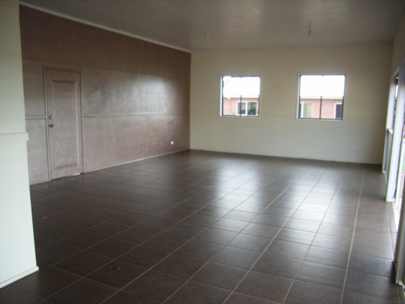 18 Carys Rd, Toowoomba QLD 4350