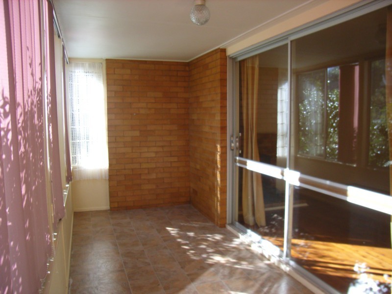 22 Tracey Street, Toowoomba QLD 4350