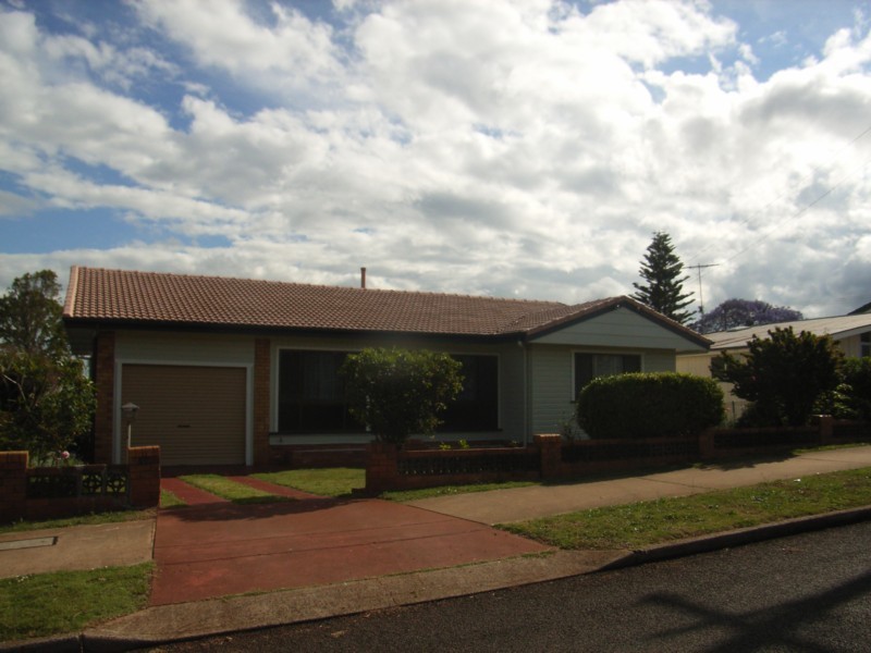 28 Welcombe Avenue, Toowoomba QLD 4350