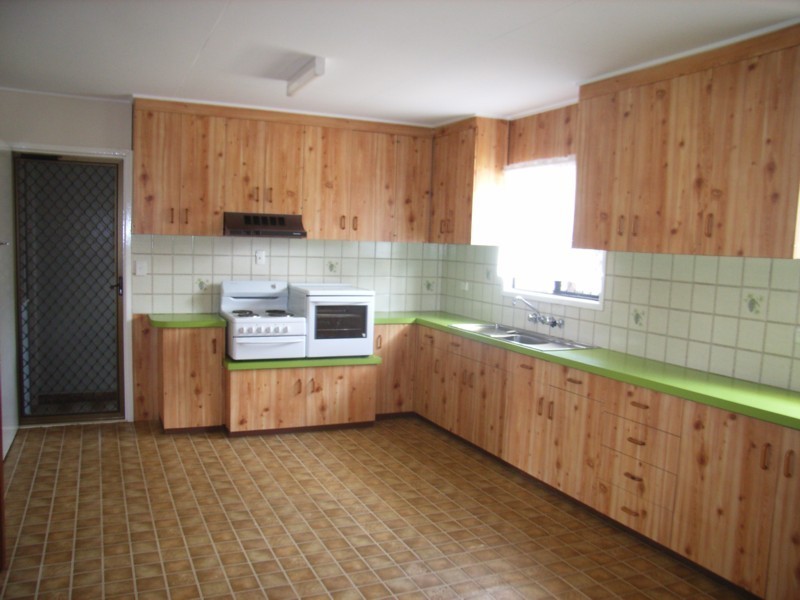 28 Welcombe Avenue, Toowoomba QLD 4350