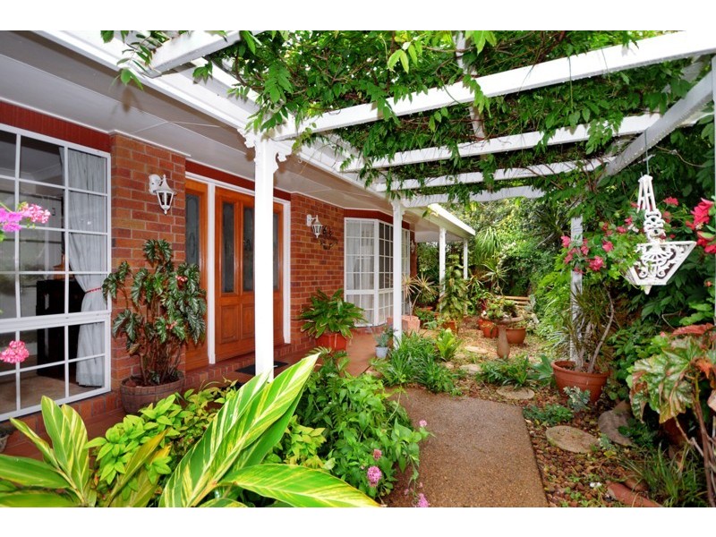 16 Skyline Drive, Toowoomba QLD 4350