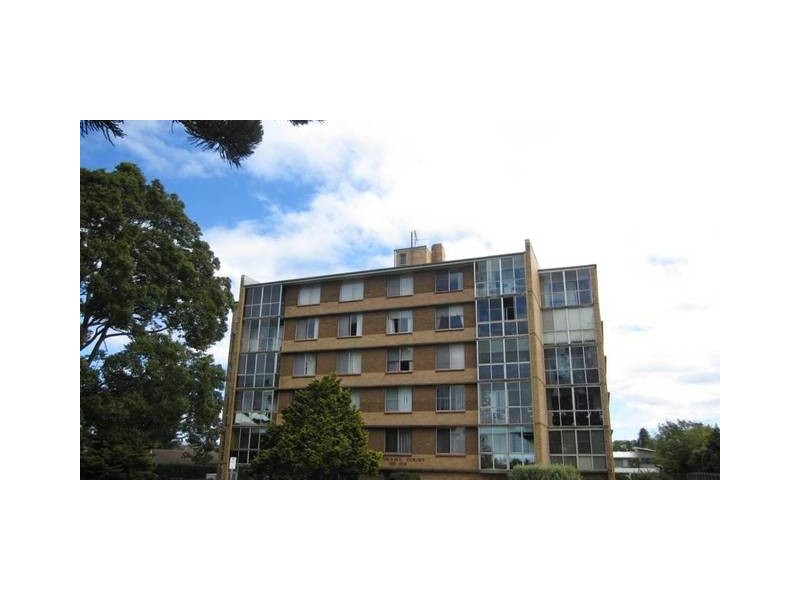 4/33 Tourist Road, Toowoomba QLD 4350